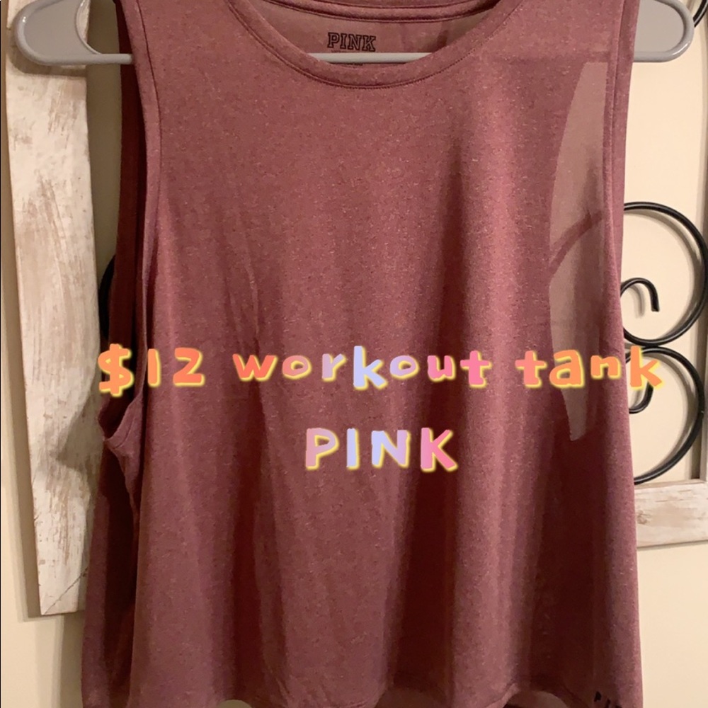 Cropped workout tank. Large